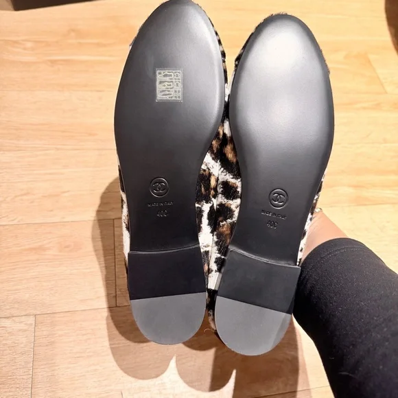 CHANEL animal Print pony Hair Ballet Flats - Picture 5 of 6
